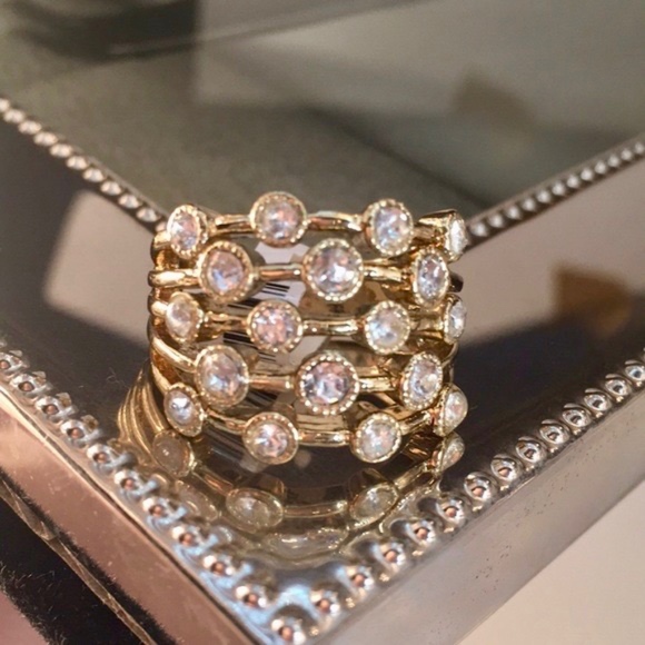 Gorgeous Gold and Crystals accents Fashion Ring - Picture 3 of 5